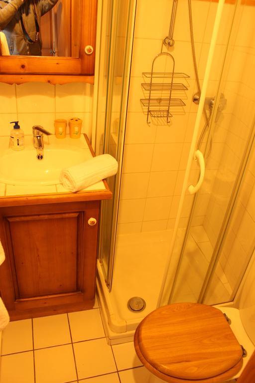 Apartment Sapaudia - Chamonix Charm Town Centre Retreat Phòng bức ảnh